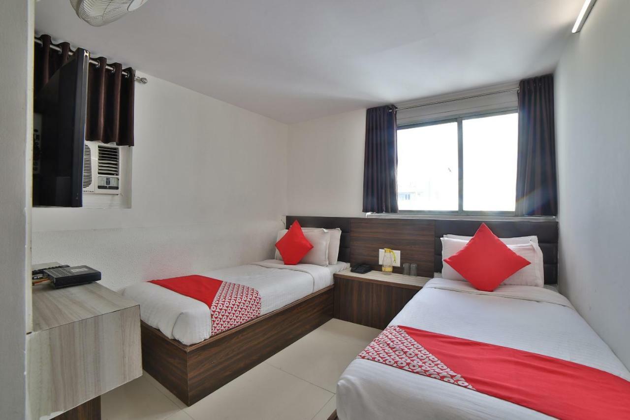 Hotel Sunstay Ahmadábád Exteriér fotografie